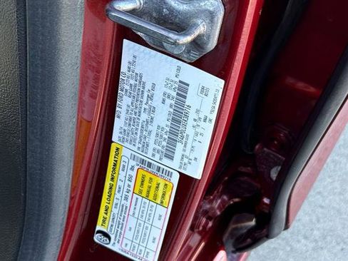 Used 2014 Ford Fusion SE image 30