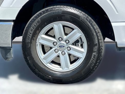 Used 2021 Ford F150 XLT RWD image 12