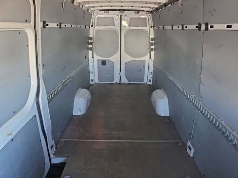 Used 2022 Mercedes-Benz Sprinter 2500 image 17
