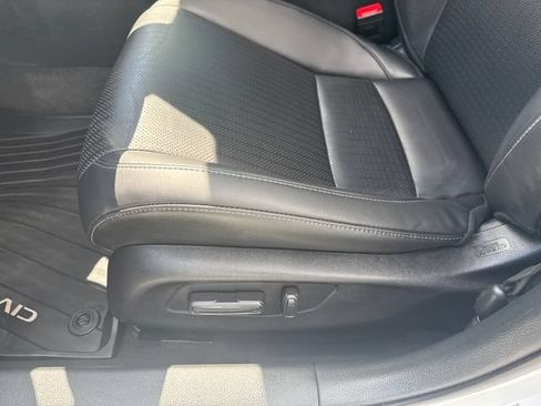Certified 2022 Honda Civic Touring image 11