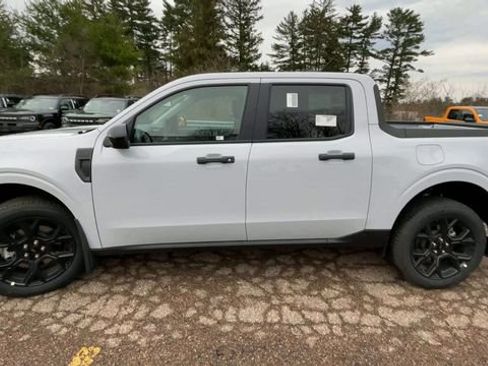 New 2026 Ford Maverick XLT w/ XLT Luxury Package AWD/4WD image 5