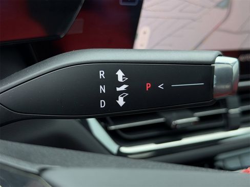 New 2026 Chevrolet Equinox EV RS image 19