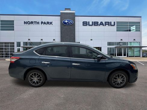 Used 2013 Nissan Sentra SV w/ Driver Pkg FWD image 2