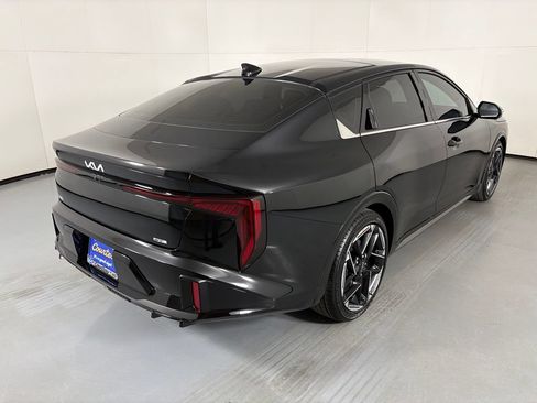 New 2026 Kia K4 GT-Line w/ GT-Line Premium Package FWD image 9