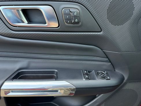 Certified 2025 Ford Mustang Premium image 14