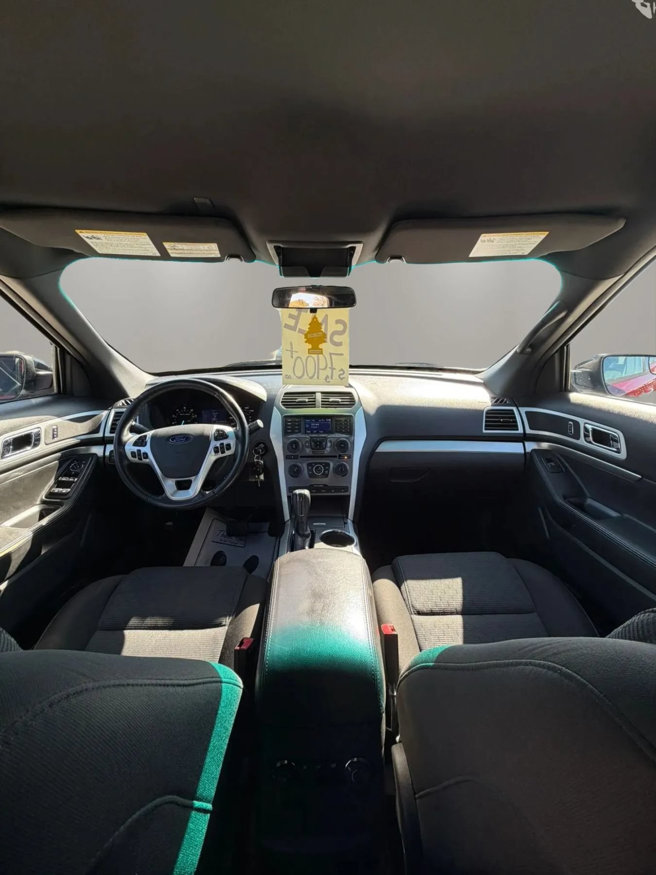 Used 2014 Ford Explorer XLT FWD image 20