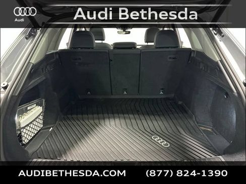 Certified 2025 Audi Q5 Premium w/ Convenience Package AWD/4WD image 10