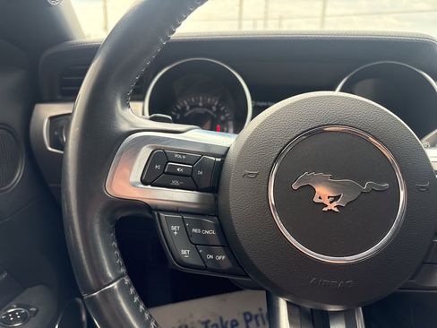 Used 2020 Ford Mustang Premium image 31