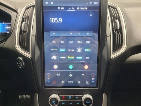 Used 2023 Ford Edge SEL image 25