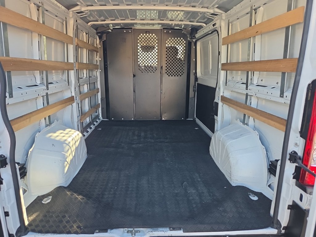Used 2025 RAM ProMaster 2500 w/ U-Haul Equipment Group FWD image 11