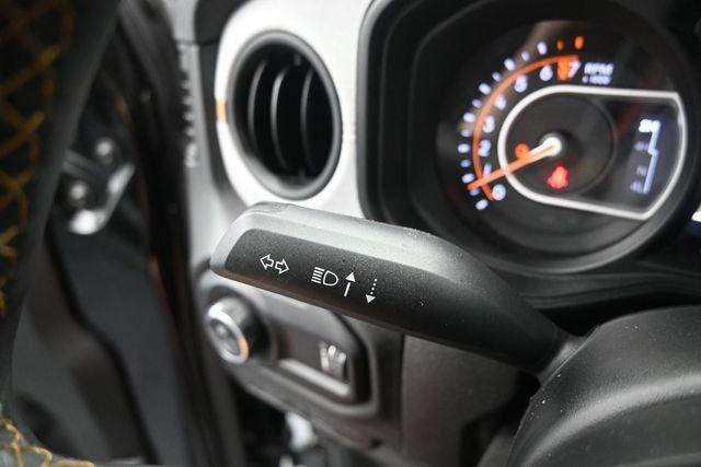 Used 2024 Jeep Gladiator Sport AWD/4WD image 21