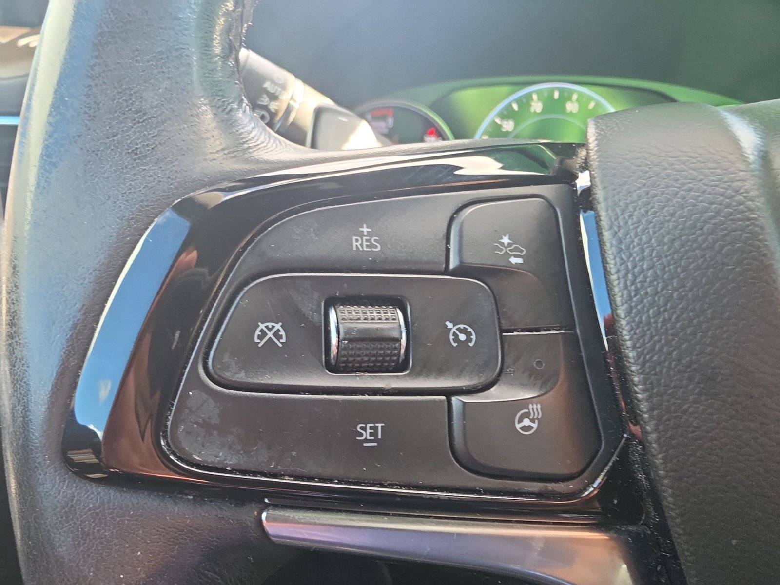 Used 2024 Buick Enclave Avenir w/ Avenir Technology Package FWD image 12
