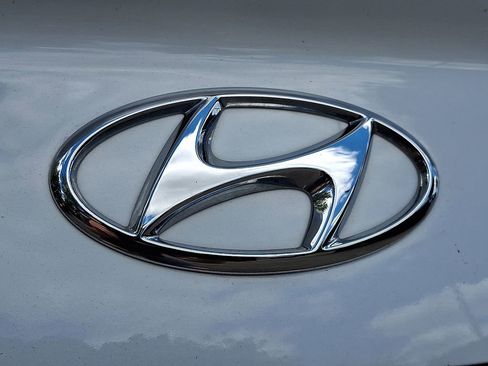 Used 2023 Hyundai Sonata SE FWD image 29