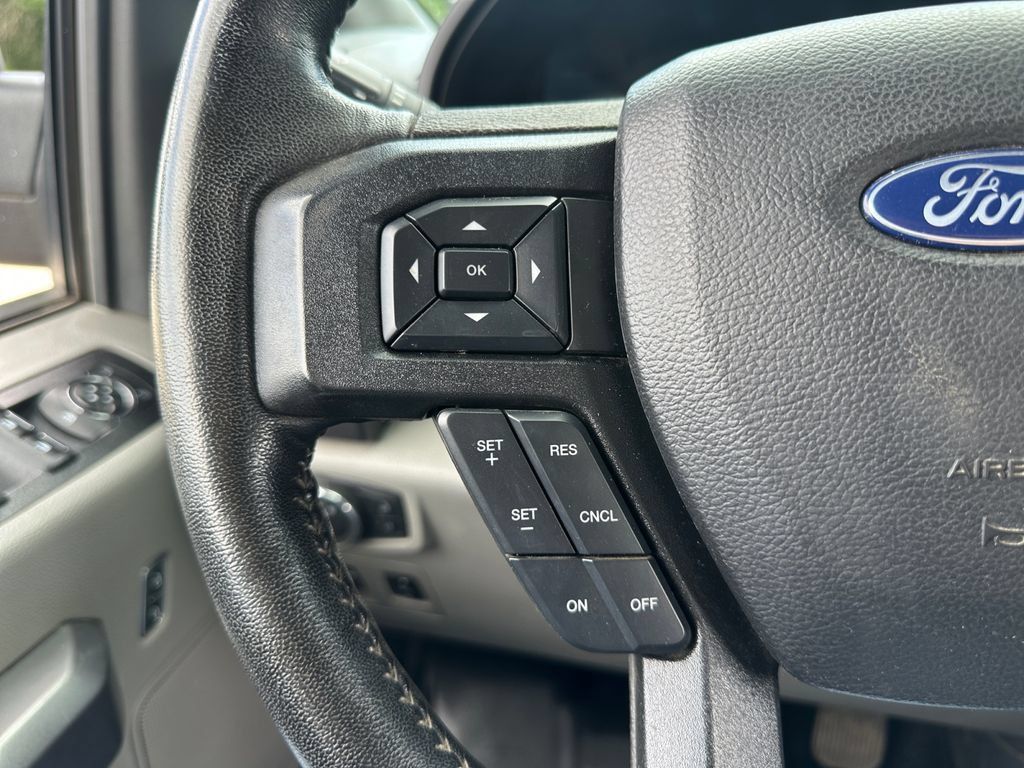 Used 2020 Ford F150 XLT w/ Equipment Group 302A Luxury AWD/4WD image 15