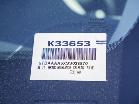 Certified 2025 Toyota Grand Highlander FWD image 29