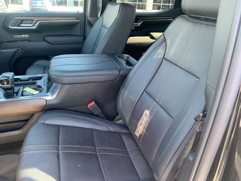 Certified 2023 Chevrolet Silverado 1500 High Country w/ High Country Premium Package AWD/4WD image 19