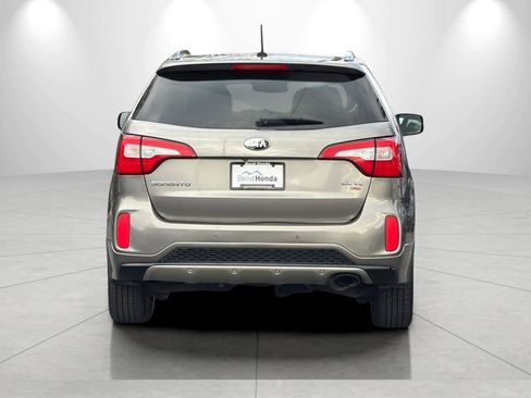 Used 2014 Kia Sorento SX w/ 3rd Row Package AWD/4WD image 7