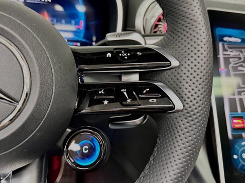 Used 2024 Mercedes-Benz SL 55 AMG 4MATIC image 27