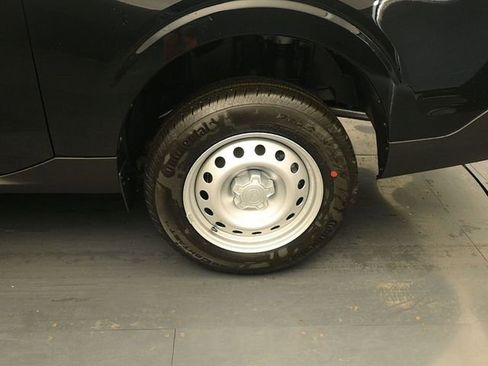 New 2026 Ford Maverick XL image 9