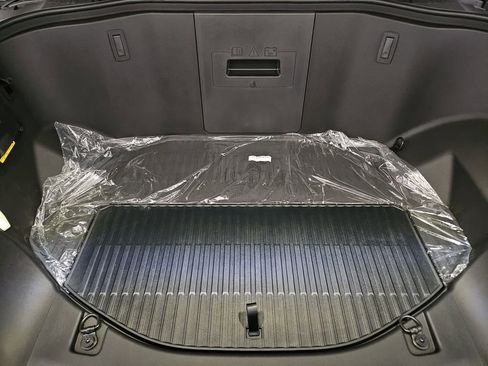 New 2025 Ford F150 Lightning Flash AWD/4WD image 38