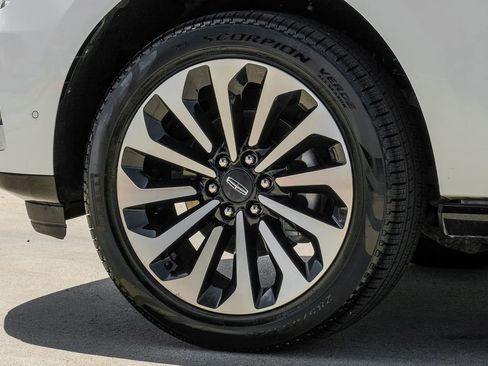 Used 2023 Lincoln Navigator L Reserve RWD image 63