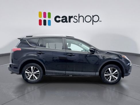 Used 2018 Toyota RAV4 XLE w/ Plus Extra Value Package image 6