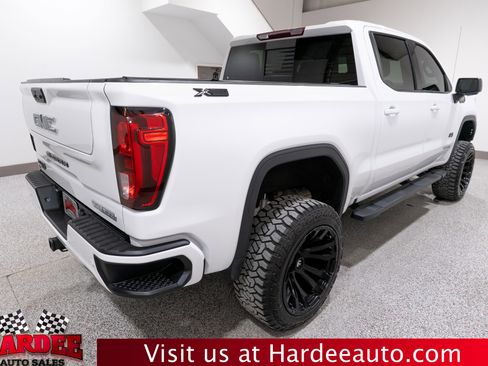 Used 2023 GMC Sierra 1500 Elevation w/ Elevation Premium Package AWD/4WD image 5