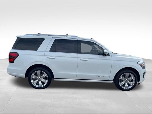 Used 2023 Ford Expedition Platinum AWD/4WD image 6