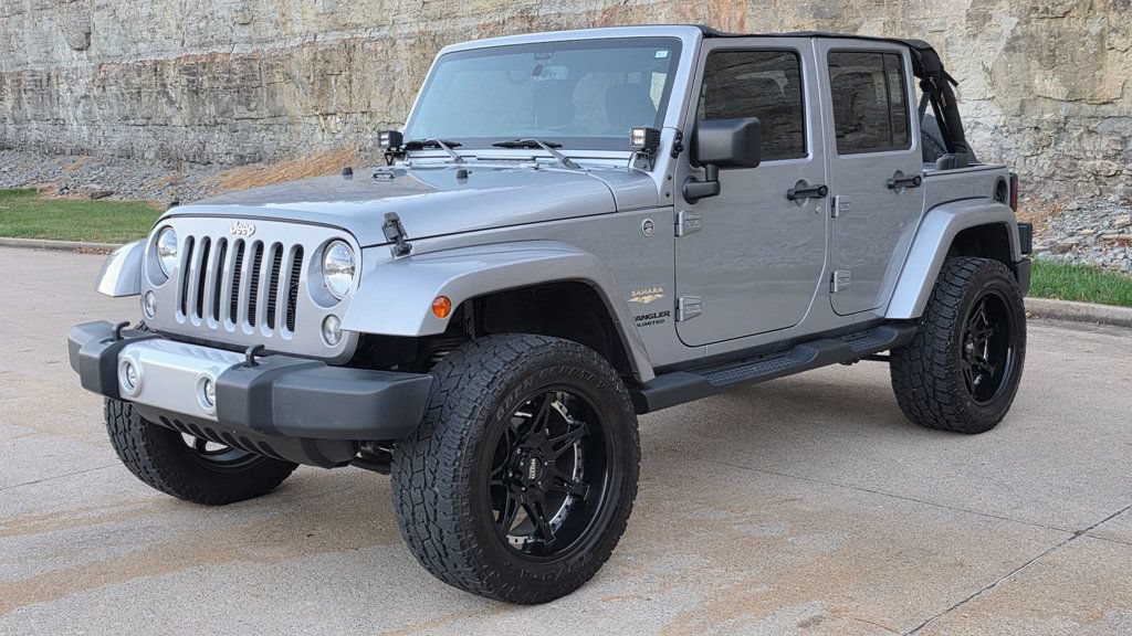 Used 2014 Jeep Wrangler Unlimited Sahara AWD/4WD image 6