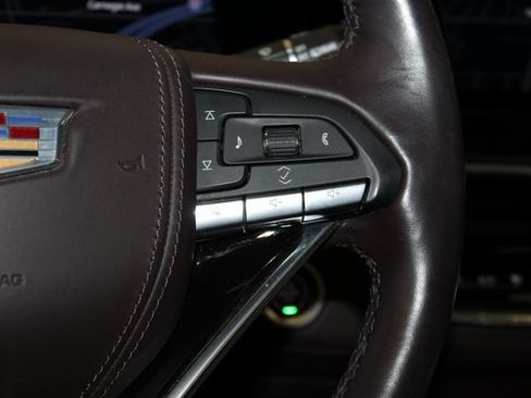 Used 2022 Cadillac Escalade Premium Luxury Platinum image 27