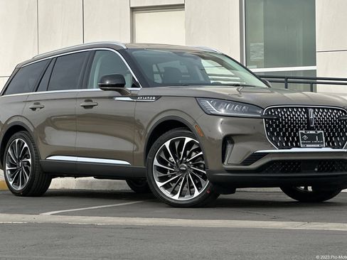 New 2026 Lincoln Aviator Reserve w/ Luxury Package image 1