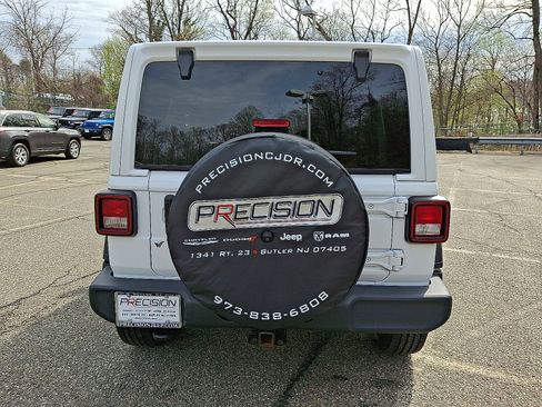 Used 2023 Jeep Wrangler Unlimited Sport AWD/4WD image 6