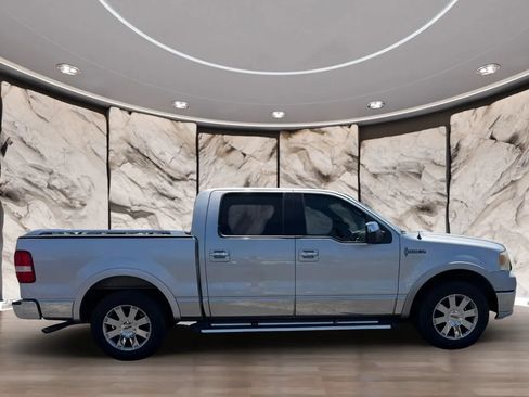 Used 2006 Lincoln Mark LT 2WD image 4