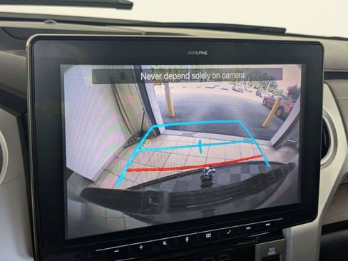 Used 2018 Toyota Tundra Limited w/ Limited Premium Package AWD/4WD image 21