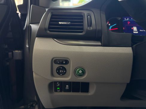 Used 2021 Honda Pilot EX image 14