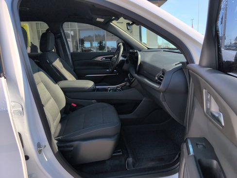 Used 2024 Chevrolet Traverse LS w/ LPO, Floor Liner Package image 34