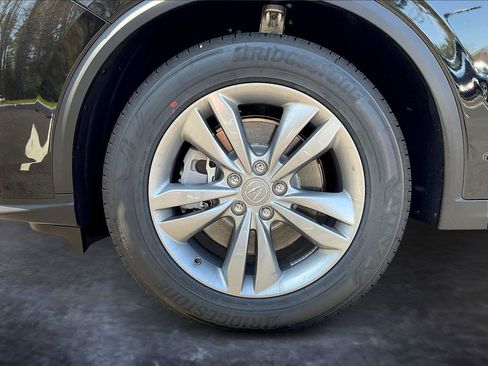 New 2025 Acura MDX SH-AWD image 12