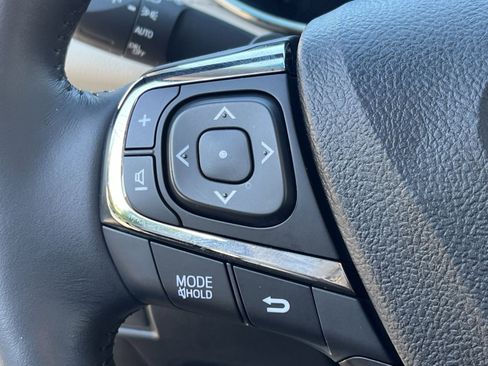 Used 2017 Toyota Avalon XLE FWD image 28
