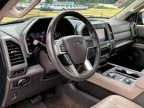 Used 2021 Ford Expedition XLT AWD/4WD image 13