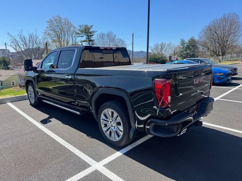 Used 2021 GMC Sierra 1500 Denali w/ Denali Ultimate Package AWD/4WD image 10