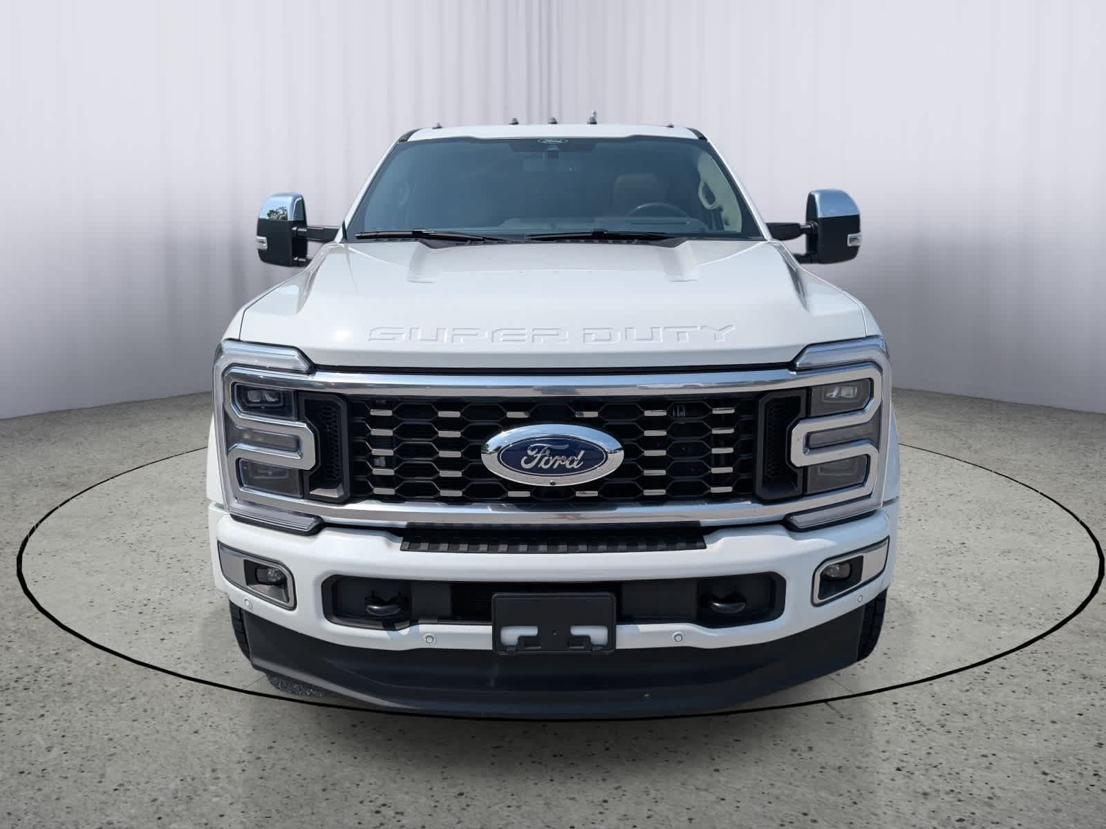 Used 2025 Ford F450 Platinum w/ Platinum Plus Package AWD/4WD image 8