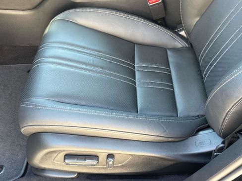 Certified 2024 Honda HR-V EX-L image 18