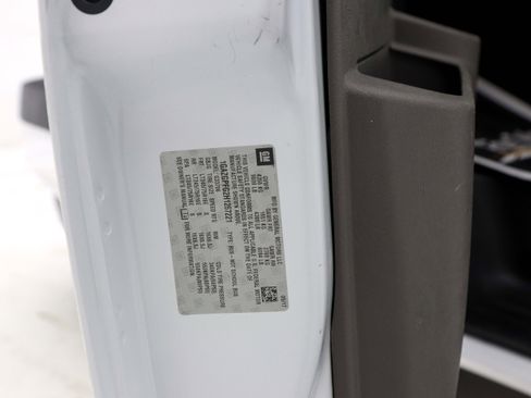 Used 2017 Chevrolet Express 3500 LT w/ LT Preferred Equipment Group image 33