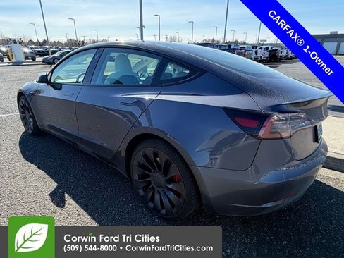Used 2023 Tesla Model 3 Performance image 16