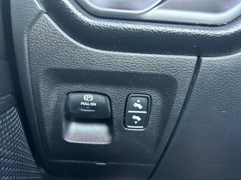 Used 2020 RAM 1500 Big Horn image 10