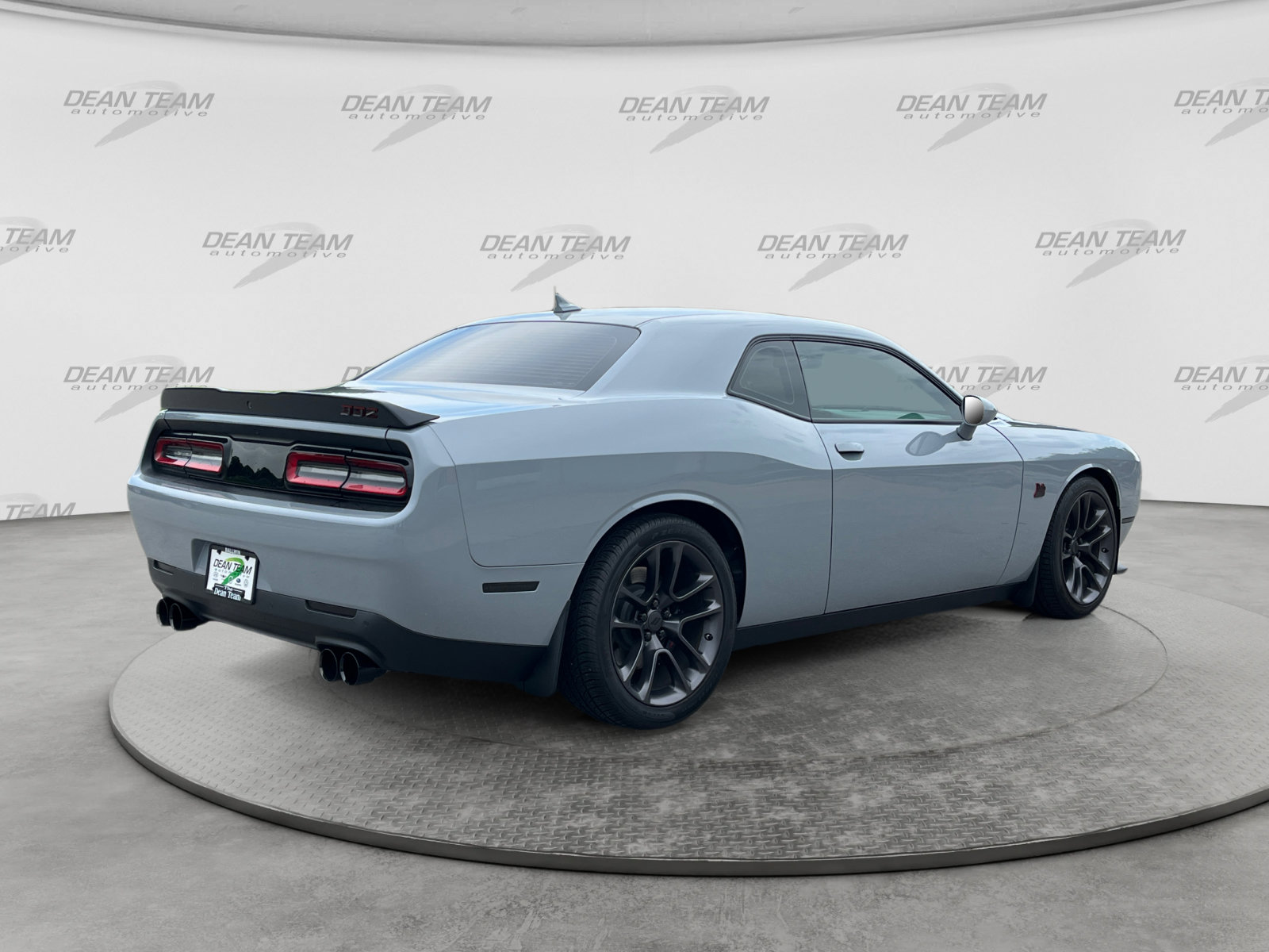 Used 2022 Dodge Challenger R/T Scat Pack w/ Plus Package RWD image 7