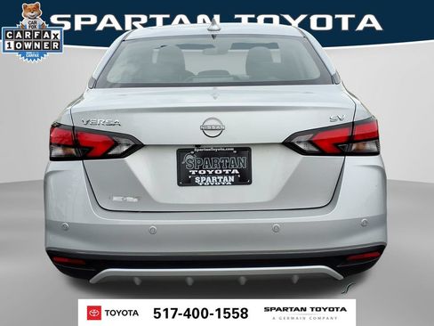 Used 2024 Nissan Versa SV FWD image 8
