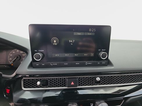 Used 2025 Honda Civic Sport image 22