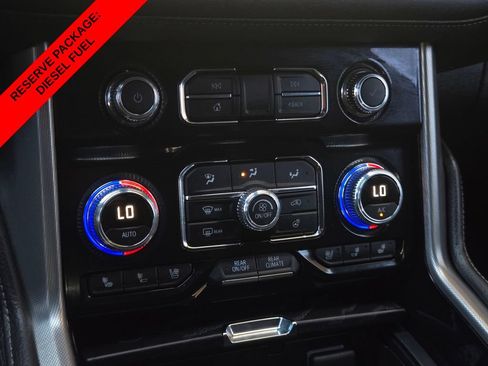 Used 2023 GMC Yukon Denali w/ Denali Reserve Package AWD/4WD image 33