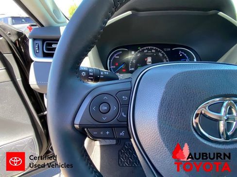 Certified 2022 Toyota RAV4 Limited AWD/4WD image 39